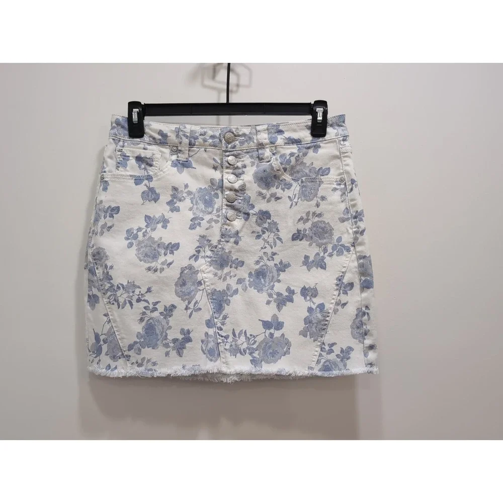 Seven 7 Weekend Denim Skirt Size 8 White Blue Floral Toile Print‎ Frayed Hem